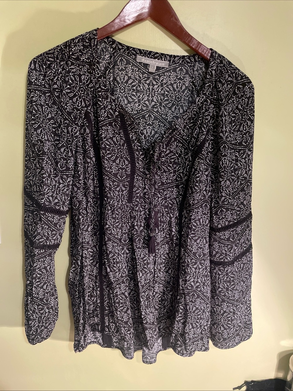 Daniel Rainn Black and White Printed V-Neck Tunic